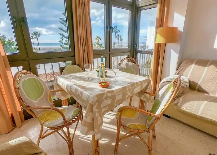 アパート Casa Nena En Conil A 150m De La Playa Con Vistas Al Mar コニル・デ・ラ・フロンテラ